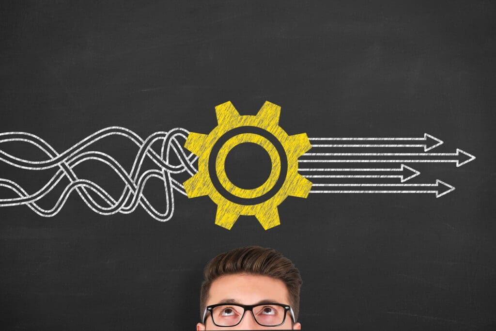 Gear organizing chaos into straight arrows above head